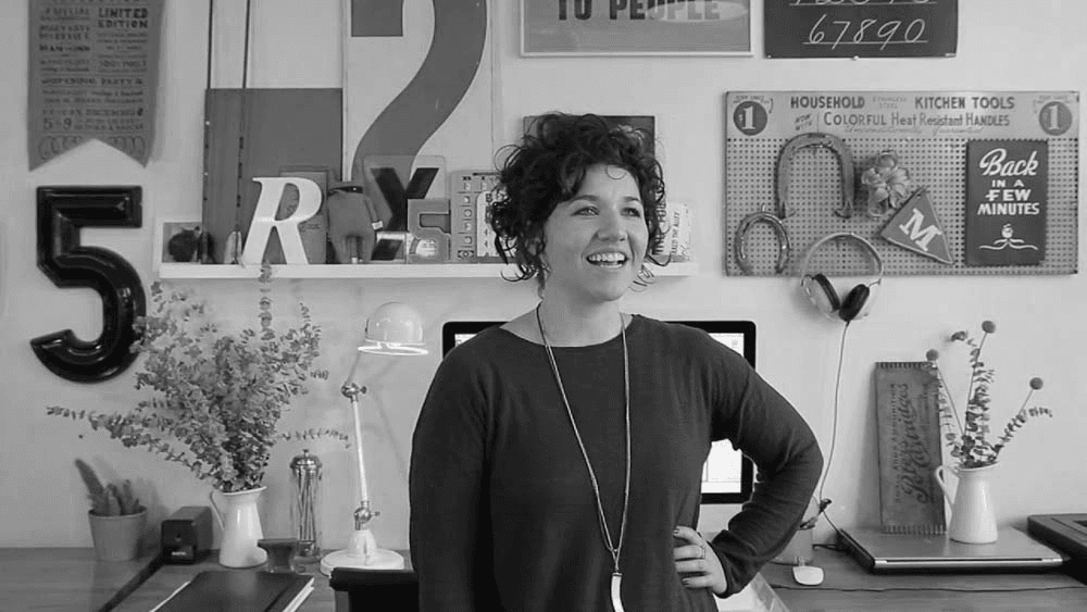 Eight Classes Mary Kate McDevitt Skillshare - Lettering Tutorial