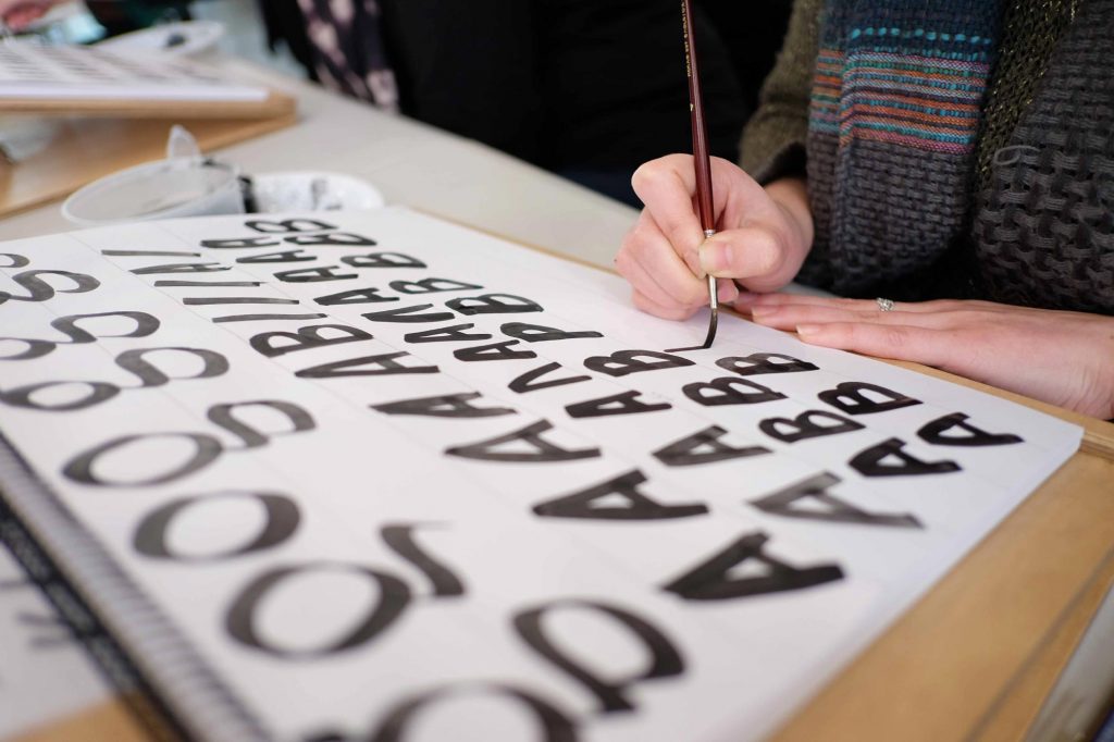 Brush Lettering Carla Hackett Barbara Enright - Lettering Tutorial