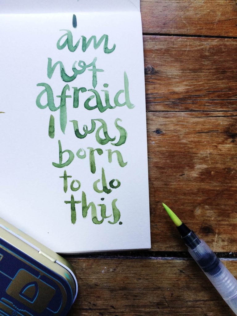 Joan of Art Brush Lettering Sketching Tin - Lettering Tutorial